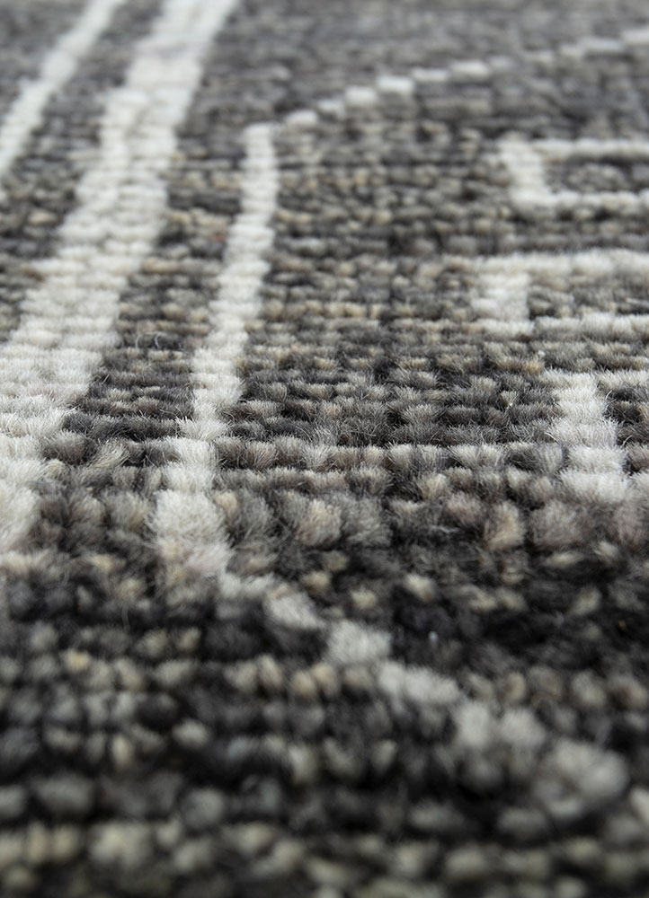 clan blue wool hand knotted Rug - CloseUp