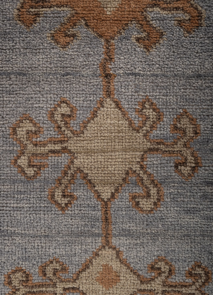 thyme blue wool hand knotted Rug - CloseUp