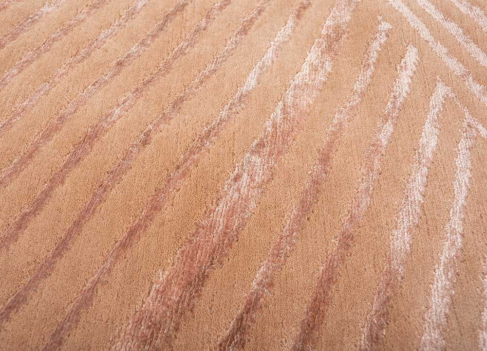 azalea red and orange wool and bamboo silk hand knotted Rug - CloseUp