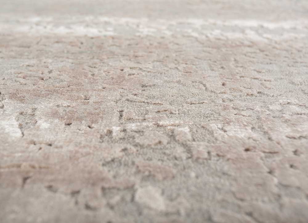 chaos theory by kavi grey and black wool and bamboo silk hand knotted Rug - CloseUp