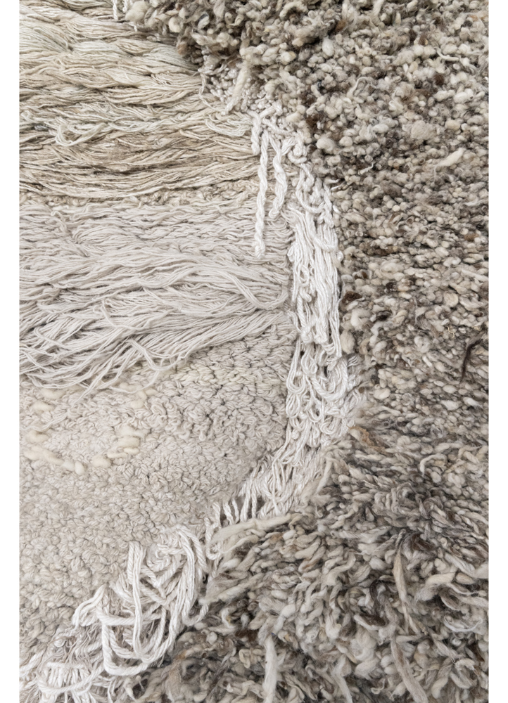 wall installation ivory wool and bamboo silk hand knotted WALL ART & TAPESTRY - CloseUp