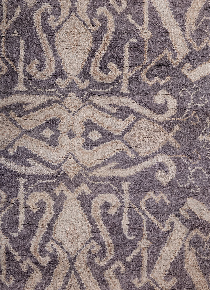someplace in time pink and purple bamboo silk hand knotted Rug - CloseUp
