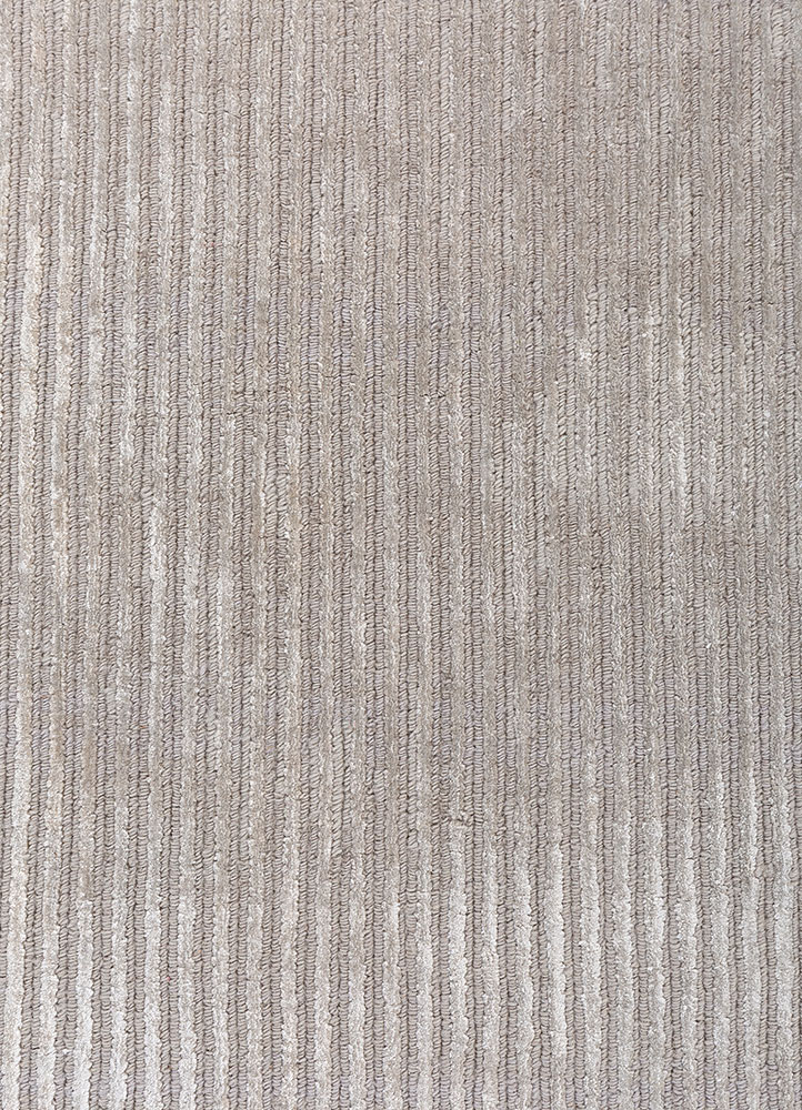 tesoro ivory wool and viscose hand loom Rug - CloseUp