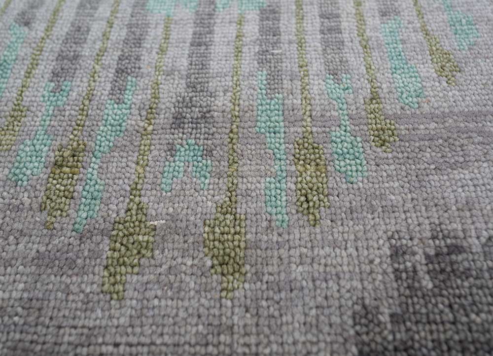 savana grey and black wool hand knotted Rug - CloseUp