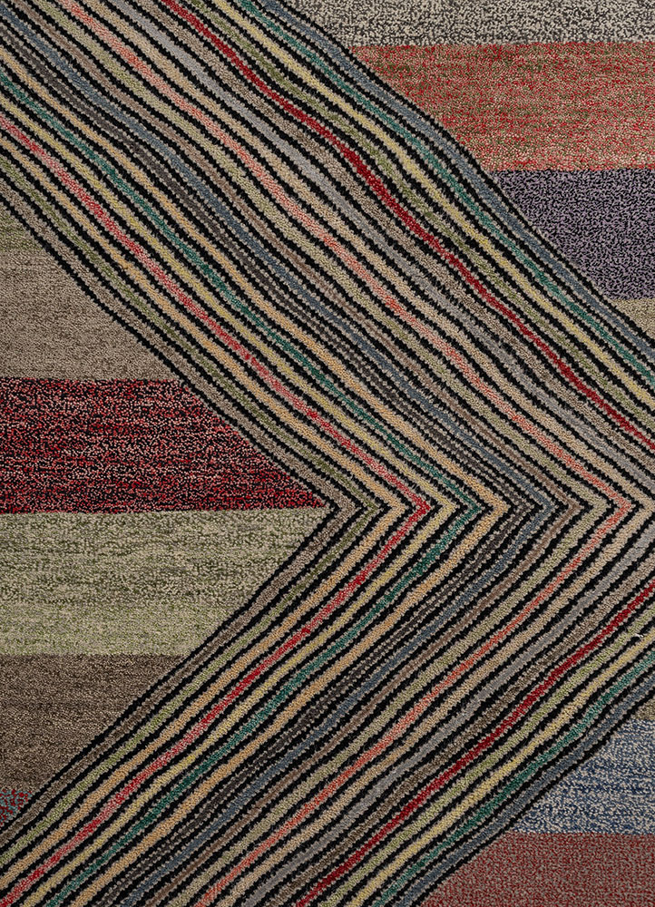 manchaha grey and black wool and bamboo silk hand knotted Rug - CloseUp