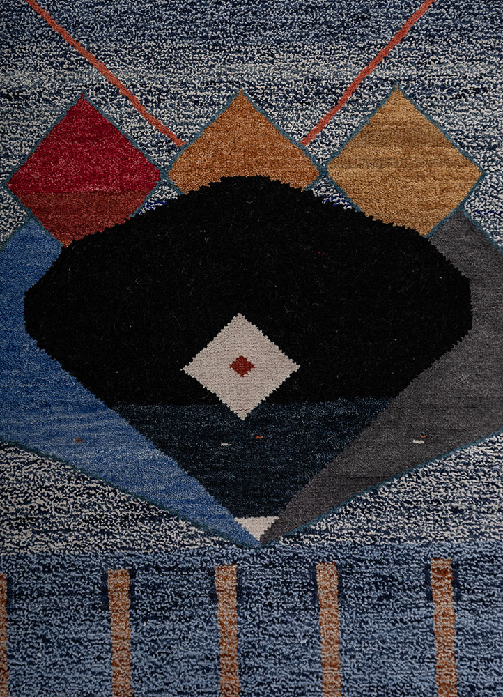 freedom manchaha blue wool and bamboo silk hand knotted Rug - CloseUp