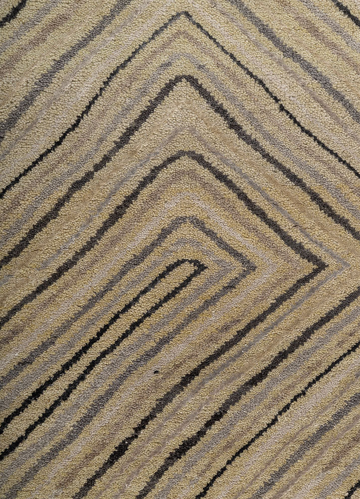 manchaha grey and black wool and bamboo silk hand knotted Rug - CloseUp