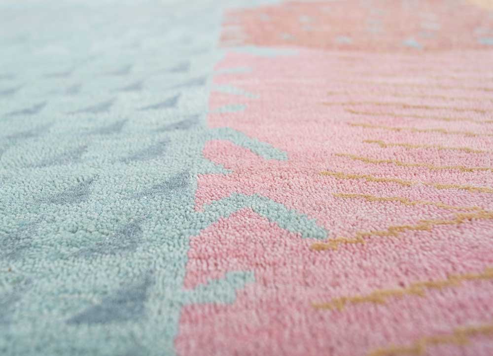 manchaha blue wool and bamboo silk hand knotted Rug - CloseUp