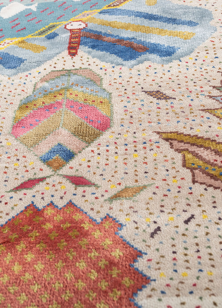 manchaha ivory wool and bamboo silk hand knotted Rug - CloseUp