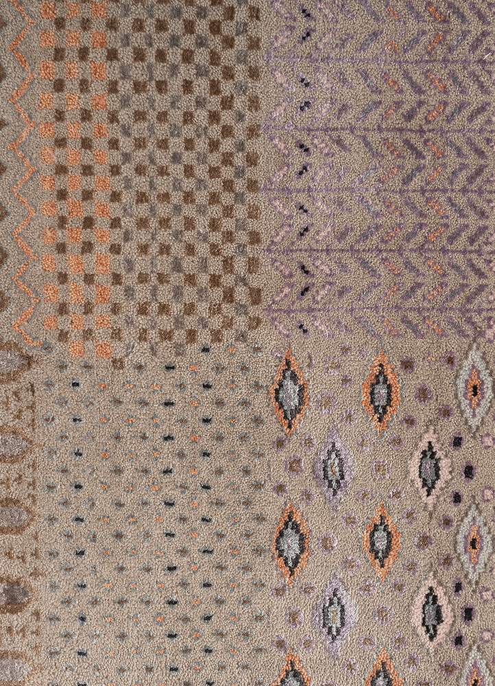 manchaha ivory wool and bamboo silk hand knotted Rug - CloseUp