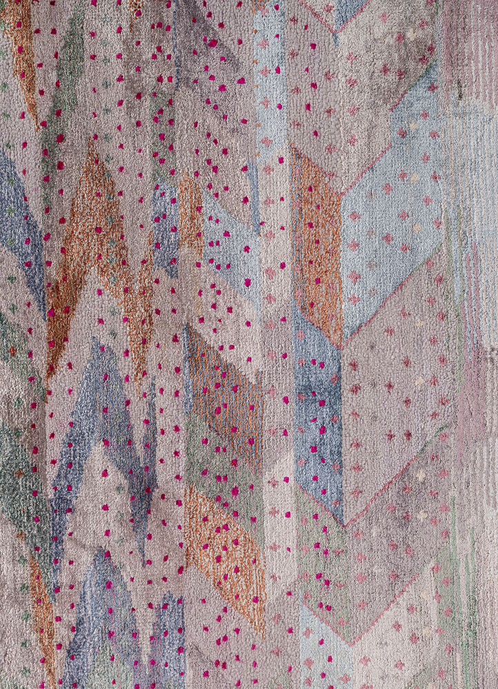 freedom manchaha pink and purple wool and bamboo silk hand knotted Rug - CloseUp