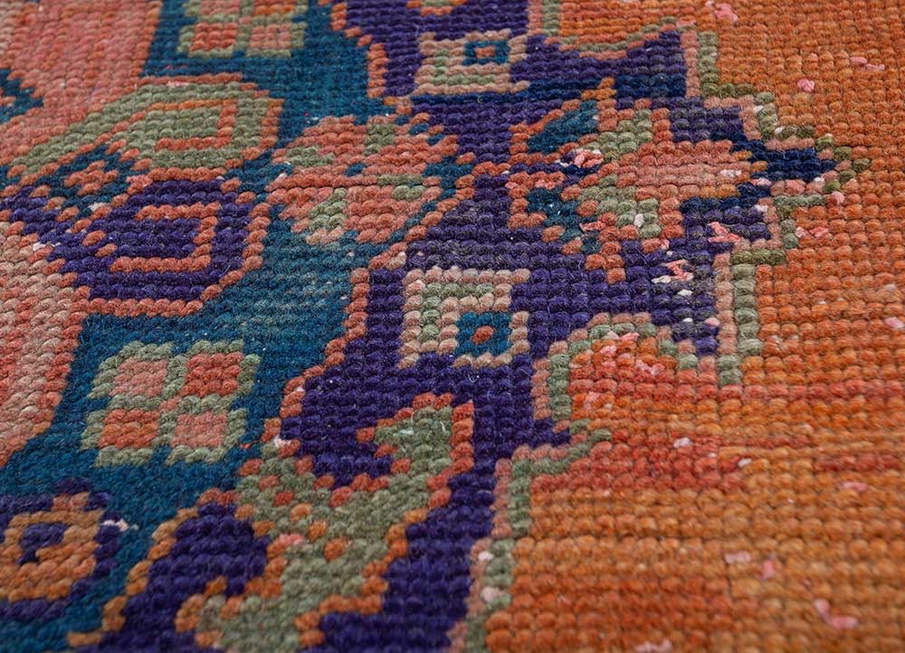 vintage red and orange wool hand knotted Rug - CloseUp