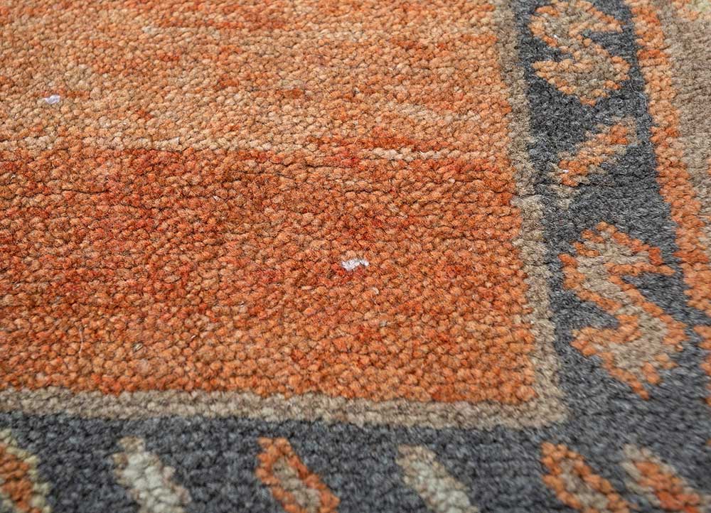 nuray red and orange wool hand knotted Rug - CloseUp