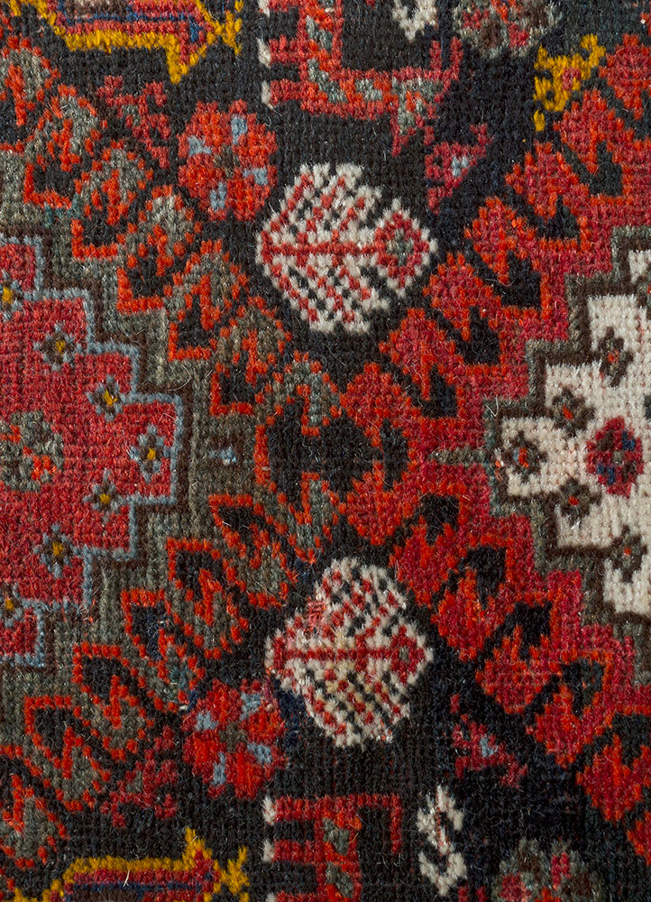 aalam red and orange wool hand knotted Rug - CloseUp
