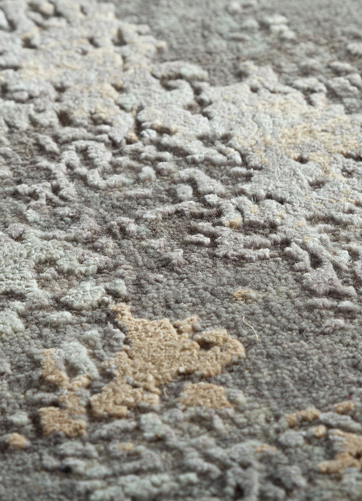 entropy grey and black wool and silk hand knotted Rug - CloseUp
