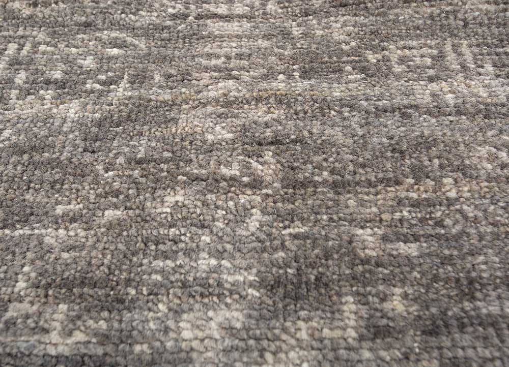 thyme grey and black wool hand knotted Rug - CloseUp