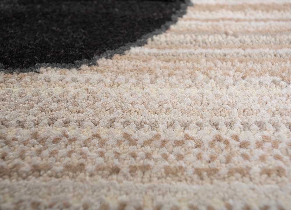 manchaha ivory wool and bamboo silk hand knotted Rug - CloseUp