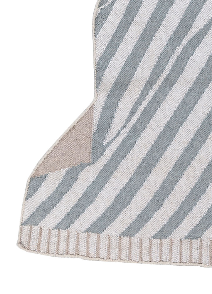 checkers ivory wool flat weaves Rug - Corner