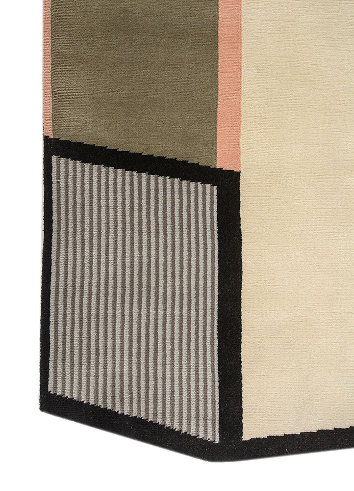 box ivory wool hand knotted Rug - Corner