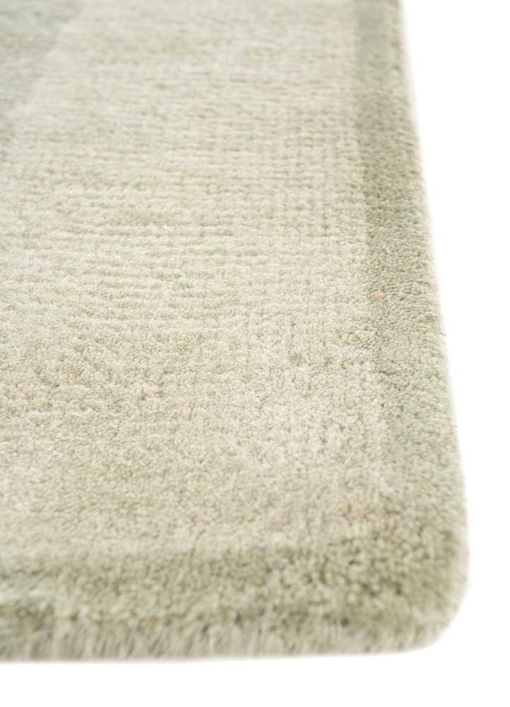 blythe green wool hand knotted Rug - Corner