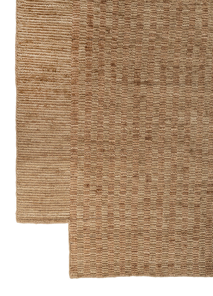 saga beige and brown wool hand loom Rug - Corner
