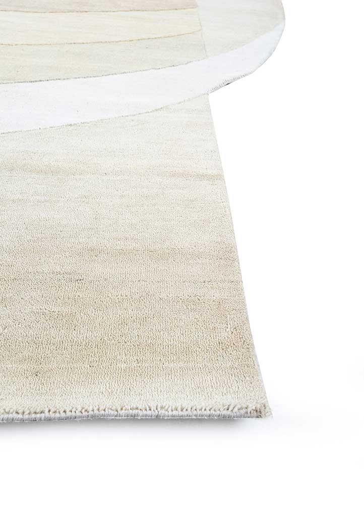 brahmaand ivory wool hand knotted Rug - Corner