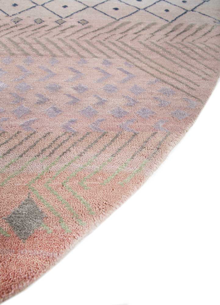 manchaha pink and purple wool and bamboo silk hand knotted Rug - Corner