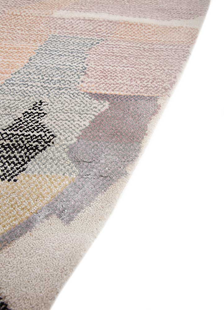 manchaha ivory wool and bamboo silk hand knotted Rug - Corner