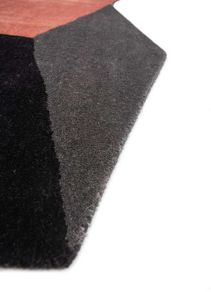 come around grey and black wool and viscose hand tufted Rug - Corner