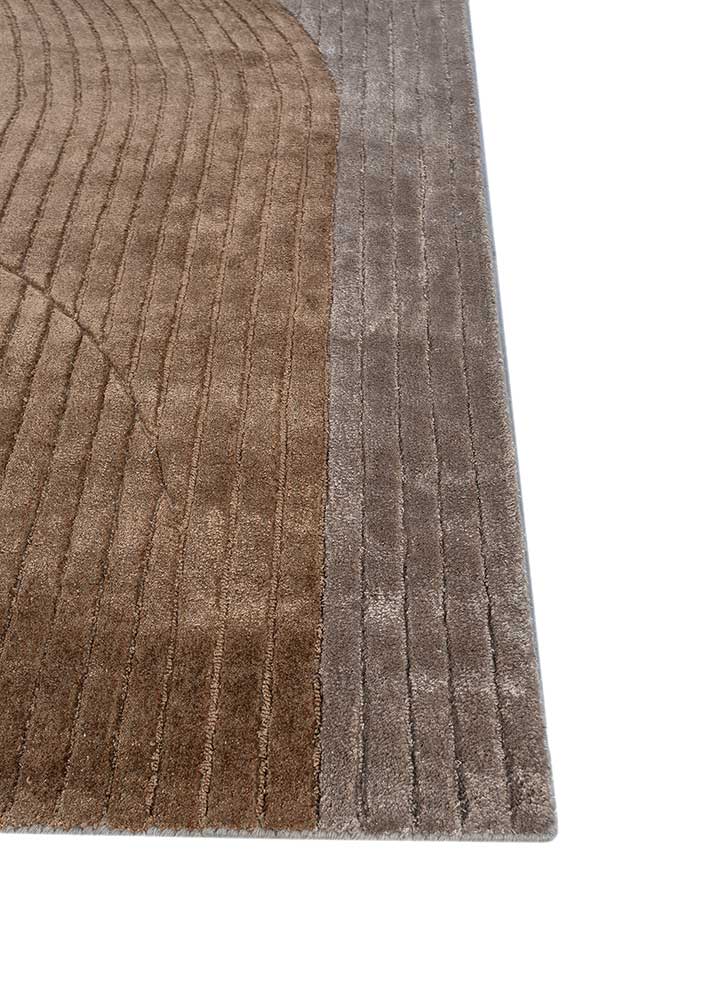 come around beige and brown wool and viscose hand tufted Rug - Corner