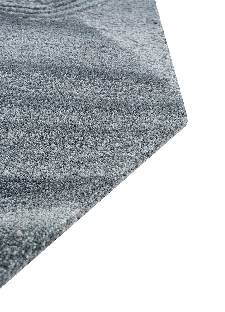 pathways grey and black wool and viscose hand tufted Rug - Corner