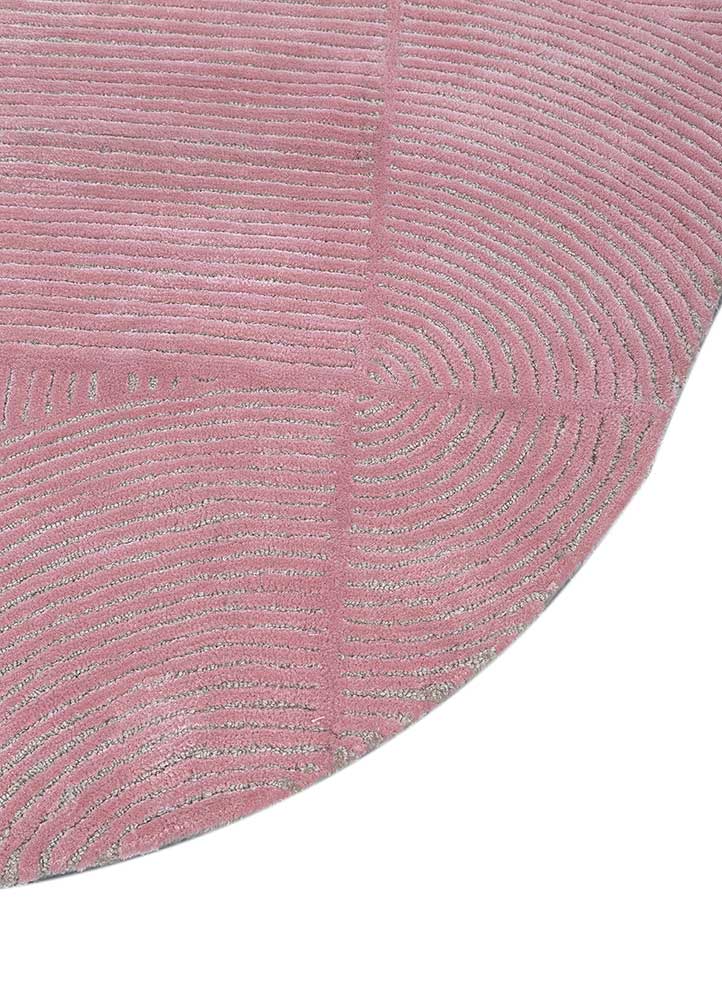 cera ivory wool and viscose hand tufted Rug - Corner