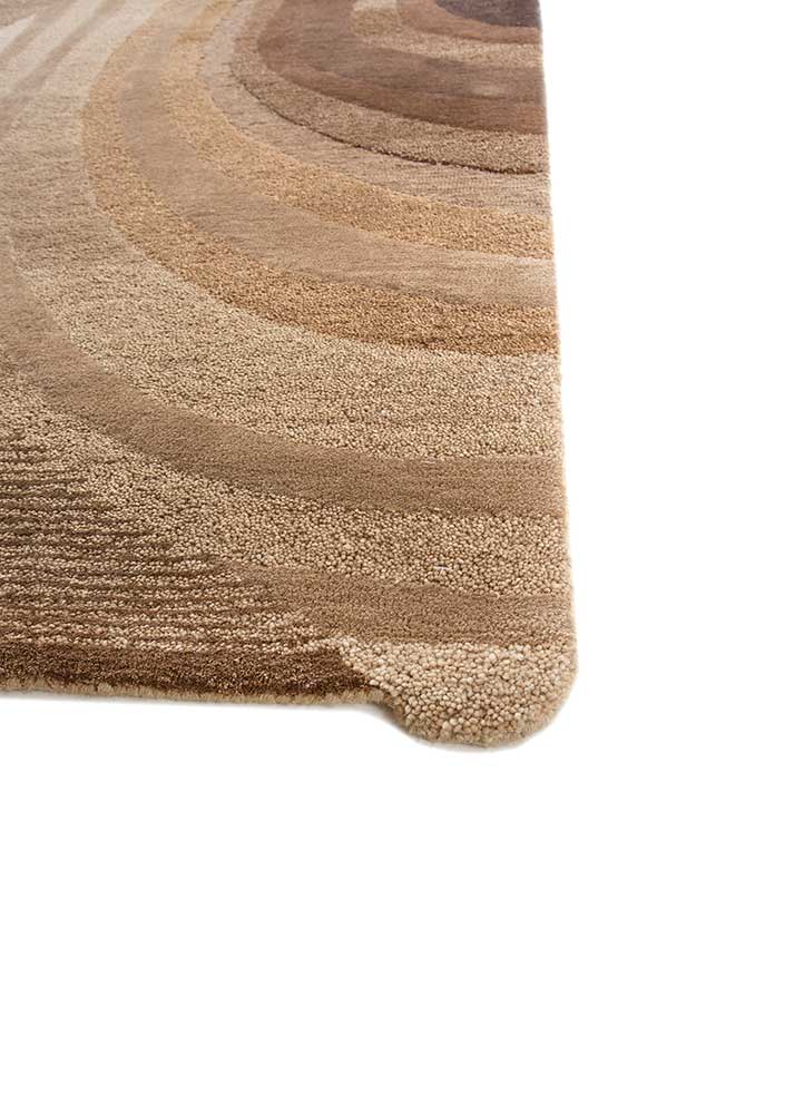 pathways gold wool and viscose hand tufted Rug - Corner