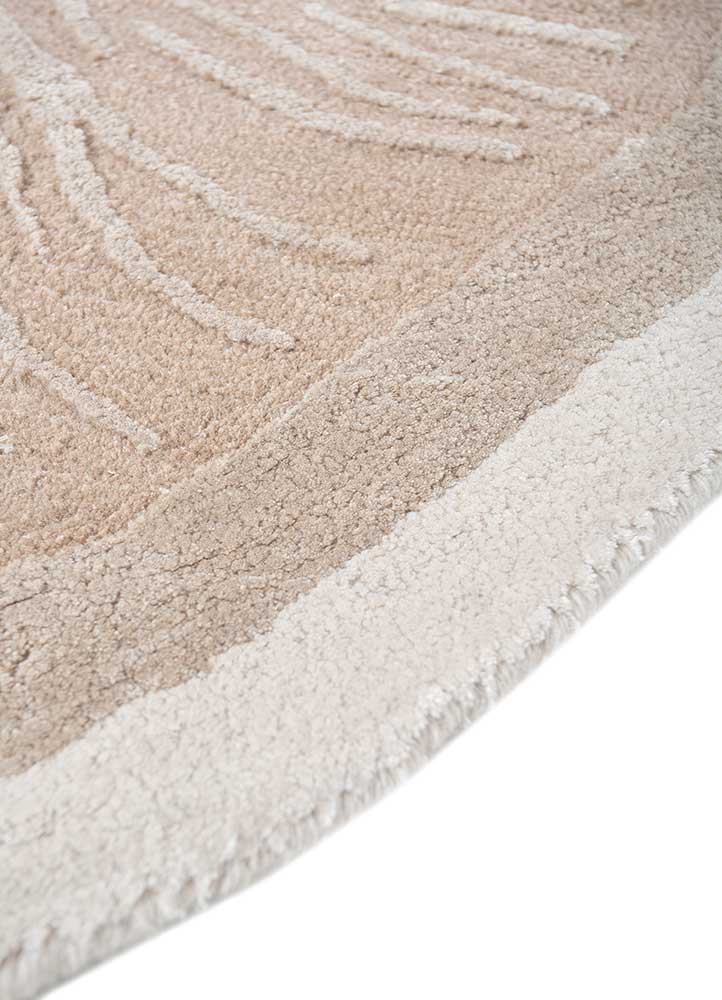 aurelia ivory wool and viscose hand tufted Rug - Corner