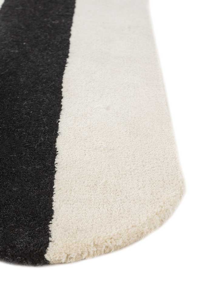 adrift ivory wool hand tufted Rug - Corner
