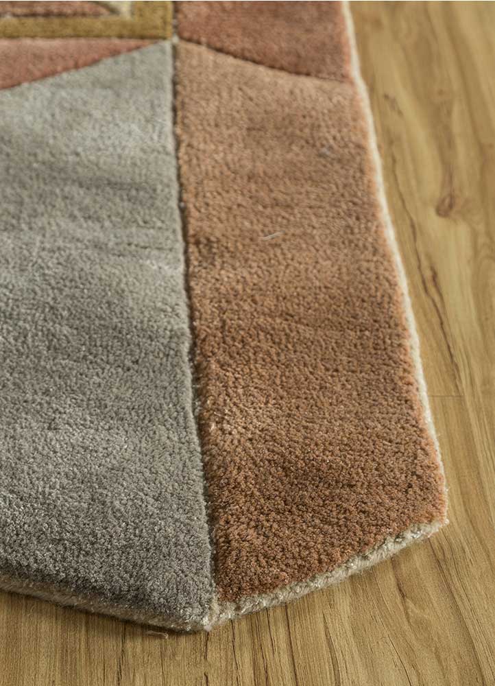 archetype beige and brown wool and viscose hand tufted Rug - Corner