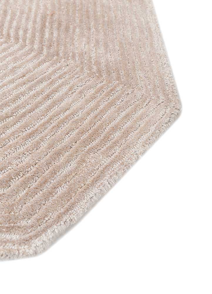 cera ivory viscose hand tufted Rug - Corner