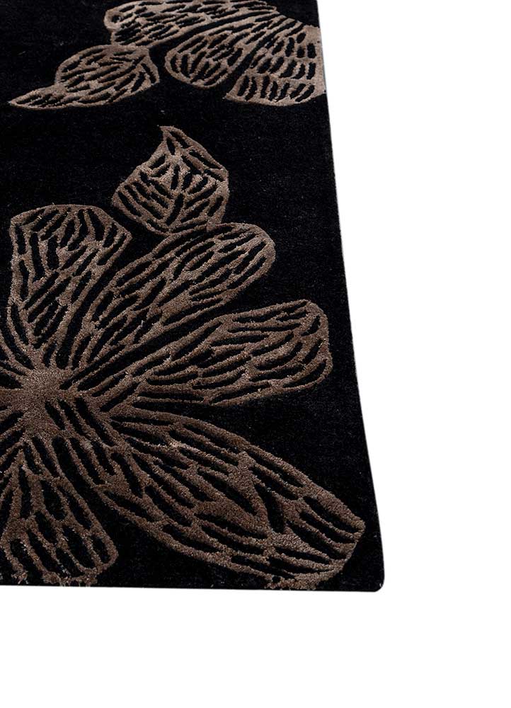 hacienda grey and black wool and viscose hand tufted Rug - Corner
