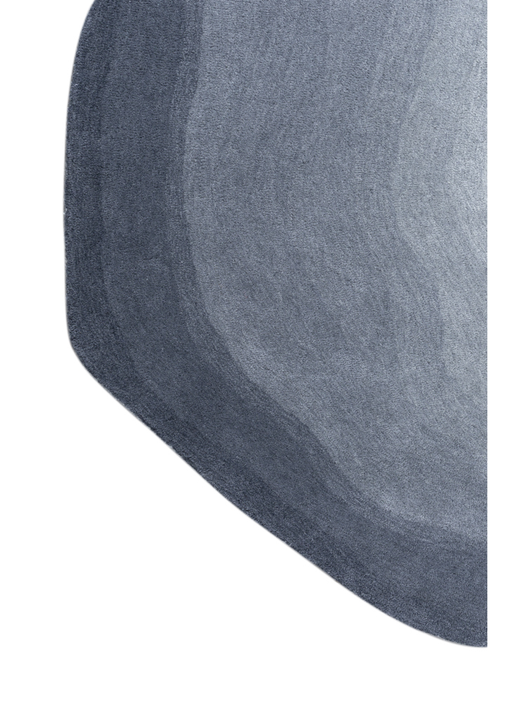chroma blue wool hand tufted Rug - Corner
