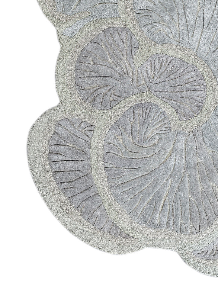 aurelia blue wool and viscose hand tufted Rug - Corner