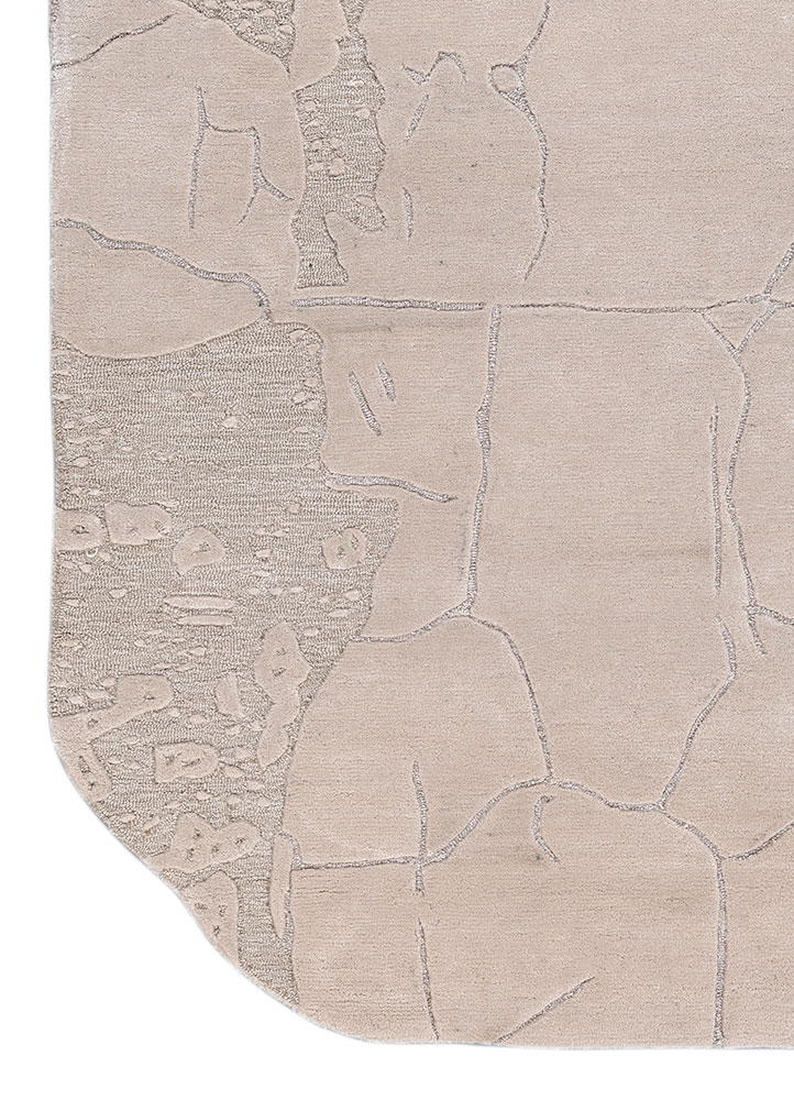 pathways ivory wool and viscose hand tufted Rug - Corner