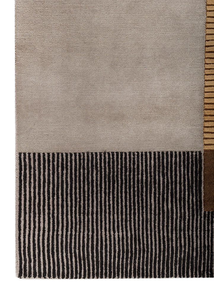 blythe grey and black wool hand knotted Rug - Corner