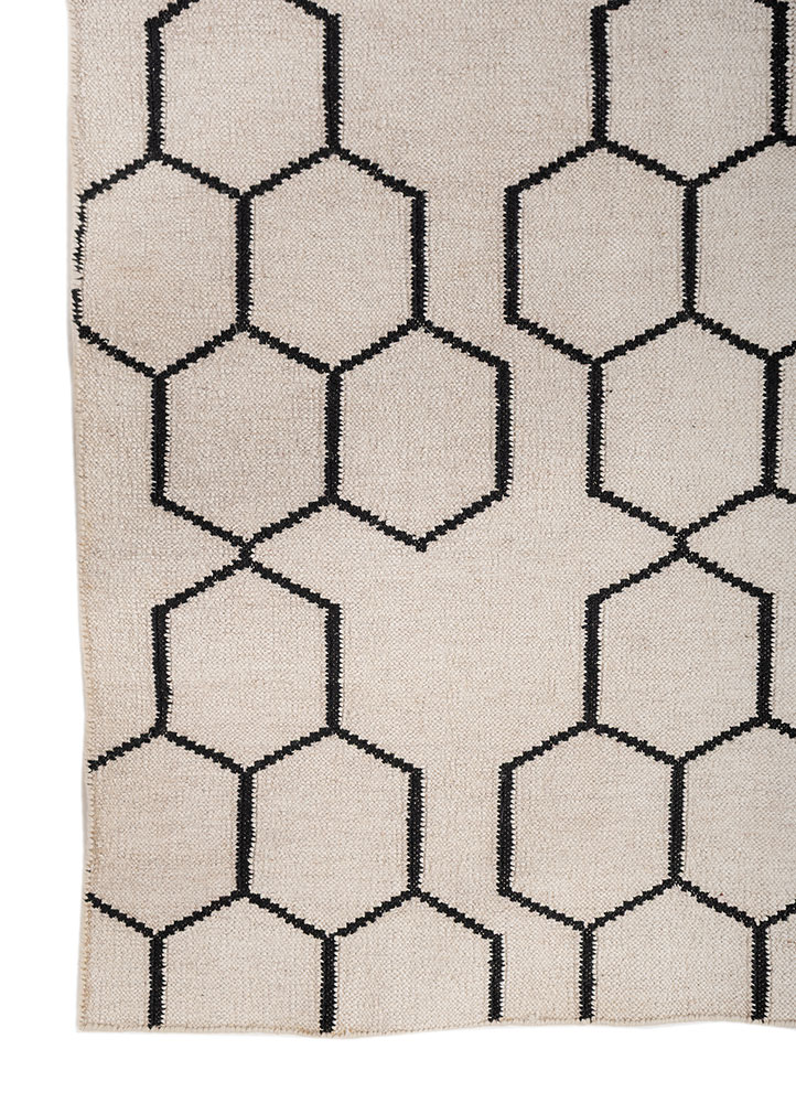 indusbar grey and black wool flat weaves Rug - Corner
