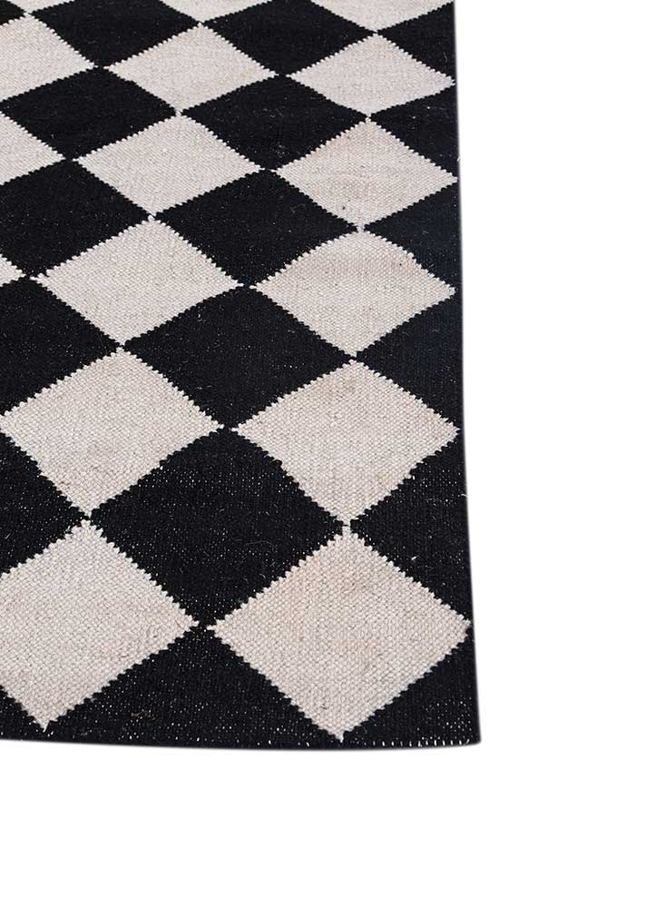 alhambra ivory wool flat weaves Rug - Corner