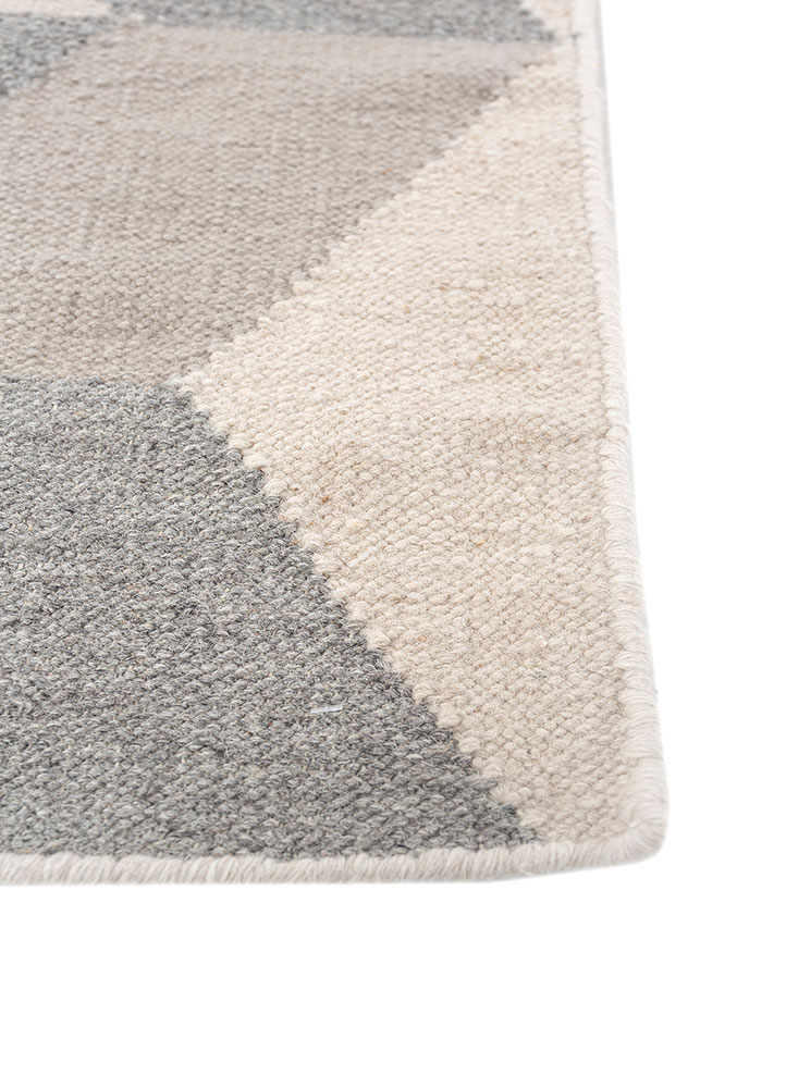 alhambra ivory wool flat weaves Rug - Corner