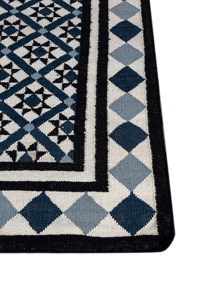 alhambra ivory wool flat weaves Rug - Corner