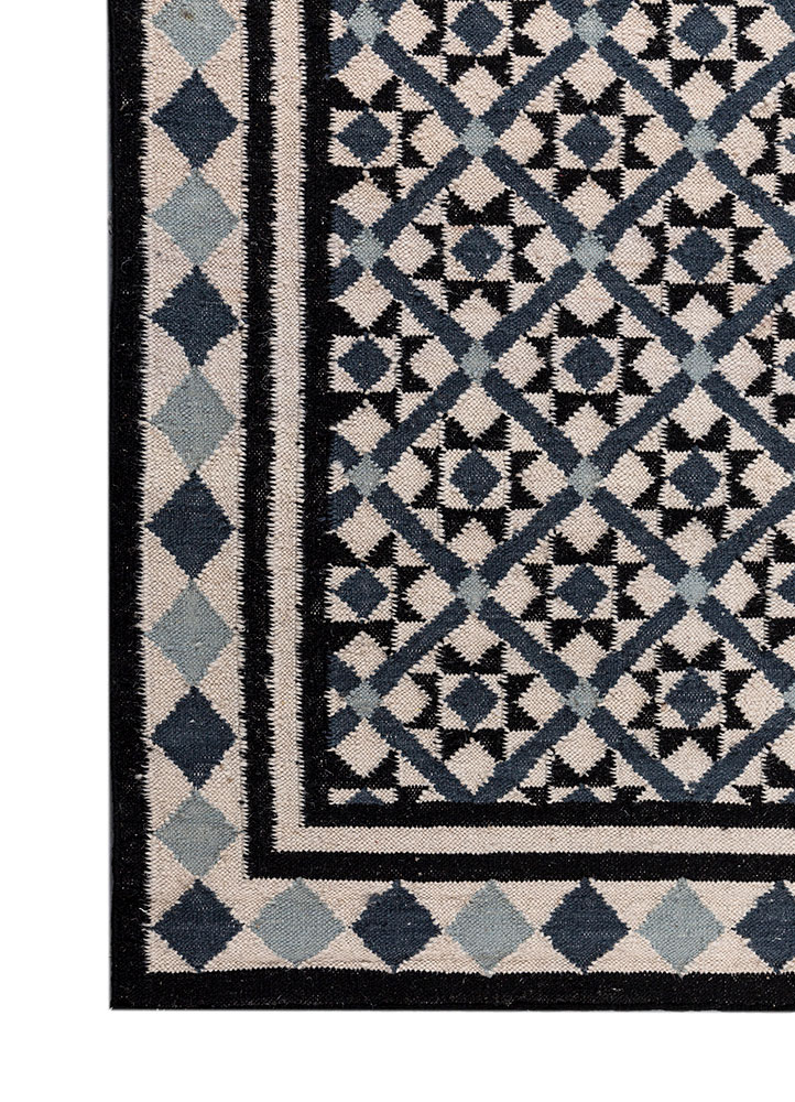 alhambra ivory wool flat weaves Rug - Corner