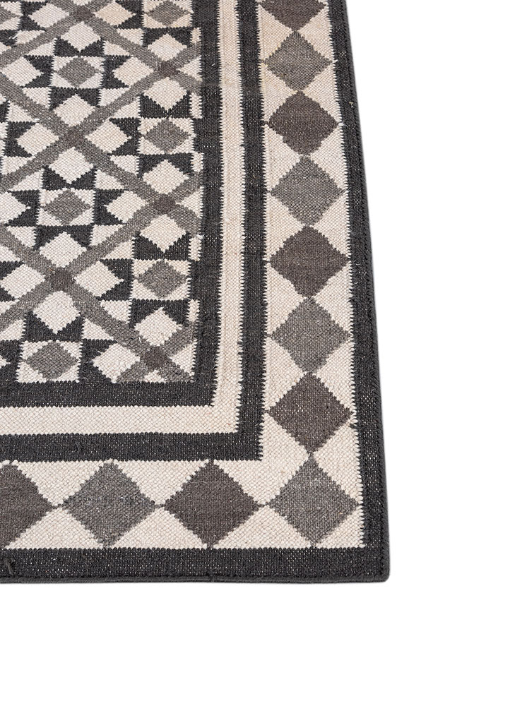 alhambra ivory wool flat weaves Rug - Corner