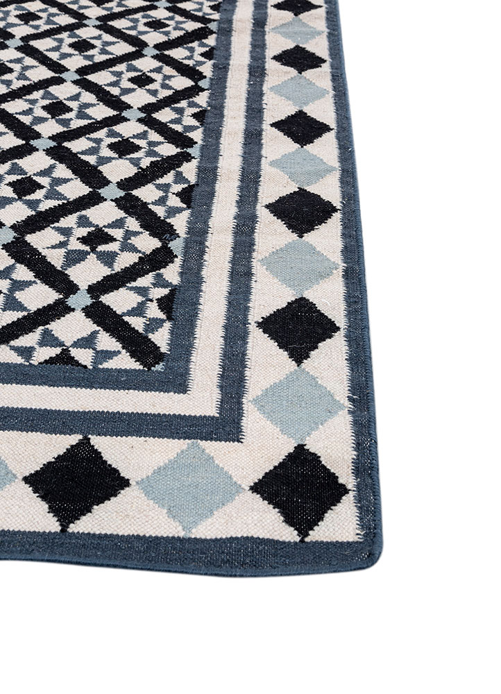 alhambra ivory wool flat weaves Rug - Corner