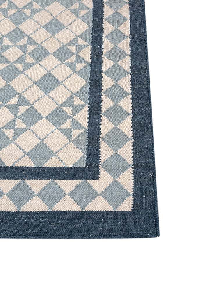 alhambra ivory wool flat weaves Rug - Corner